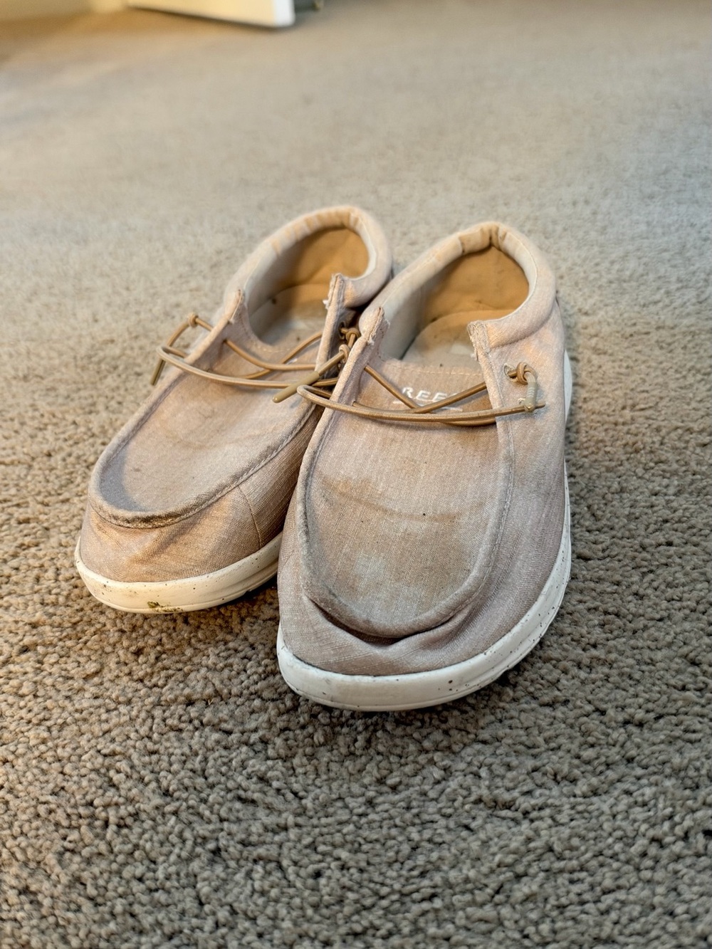 Reef Men's Boat Shoes in Light Tan Canvas